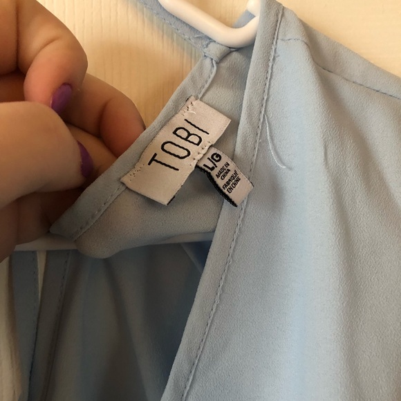 Beautiful blouse - Picture 2 of 2